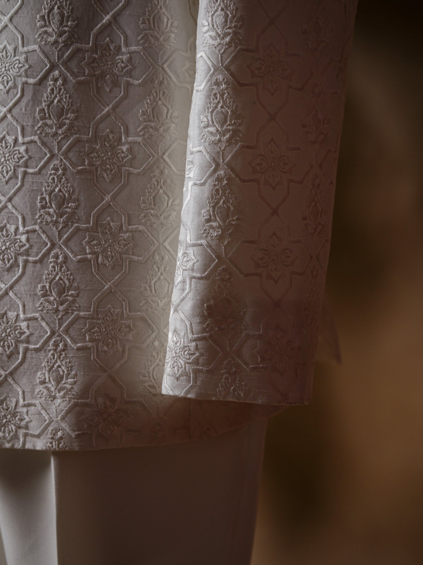 White Motif