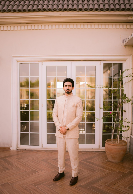 Open Style Patterned Set