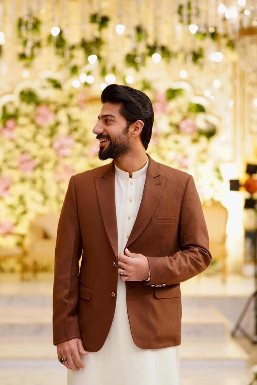 Men’s formal blazer in navy blue – Monarchy Lifestyle