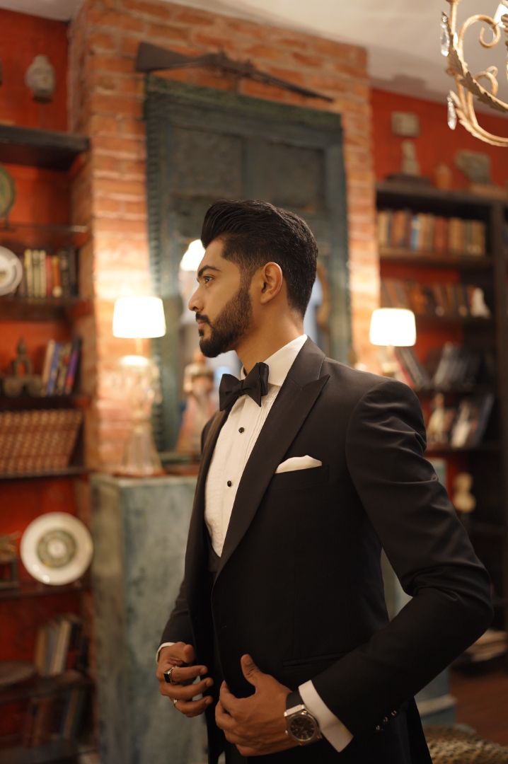 FORMAL SUITING - MEN