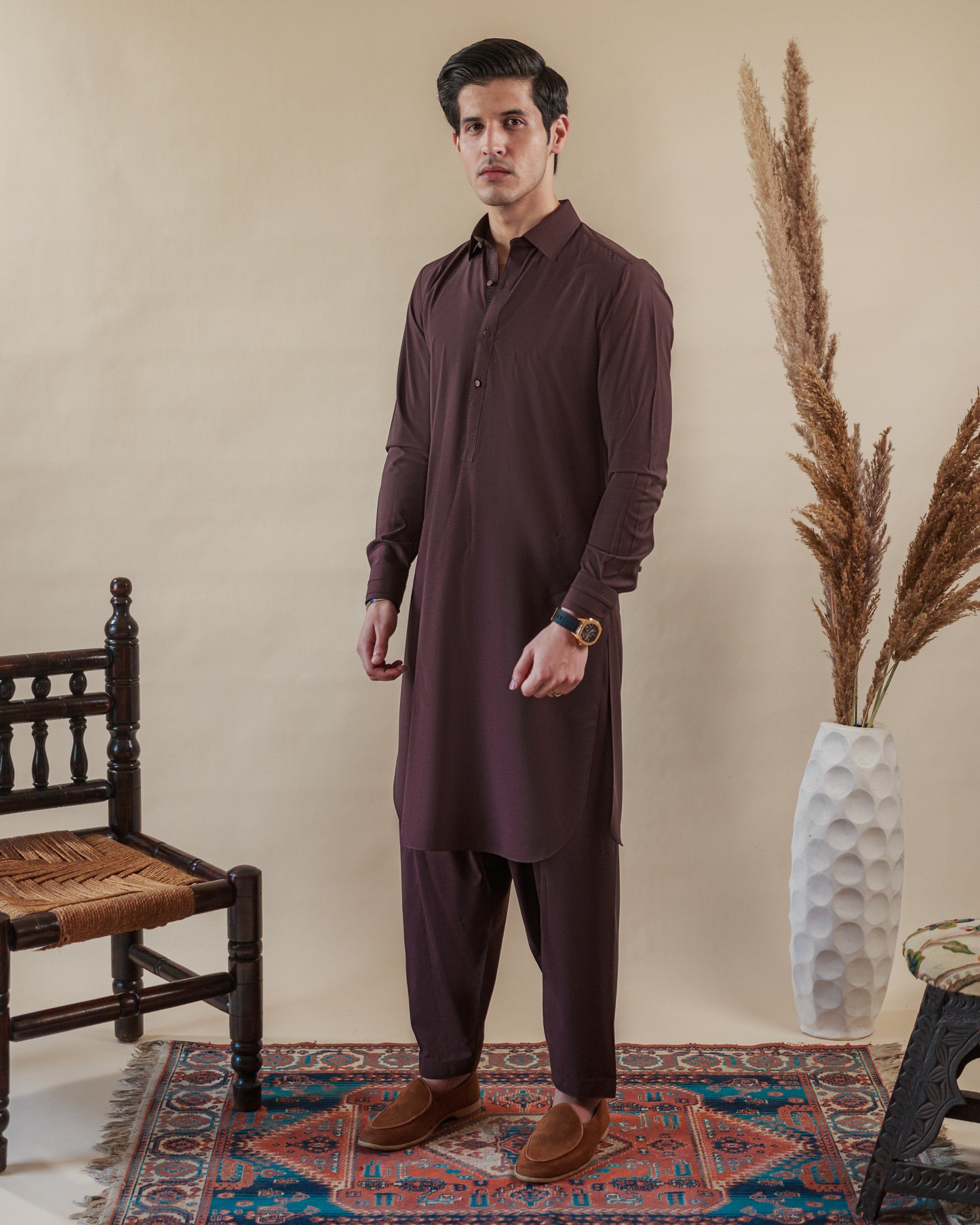 Men’s brown kameez shalwar outfit