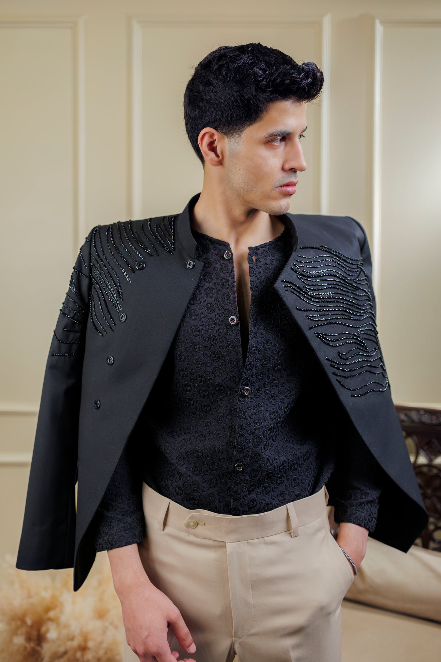 Black Wave with Beige