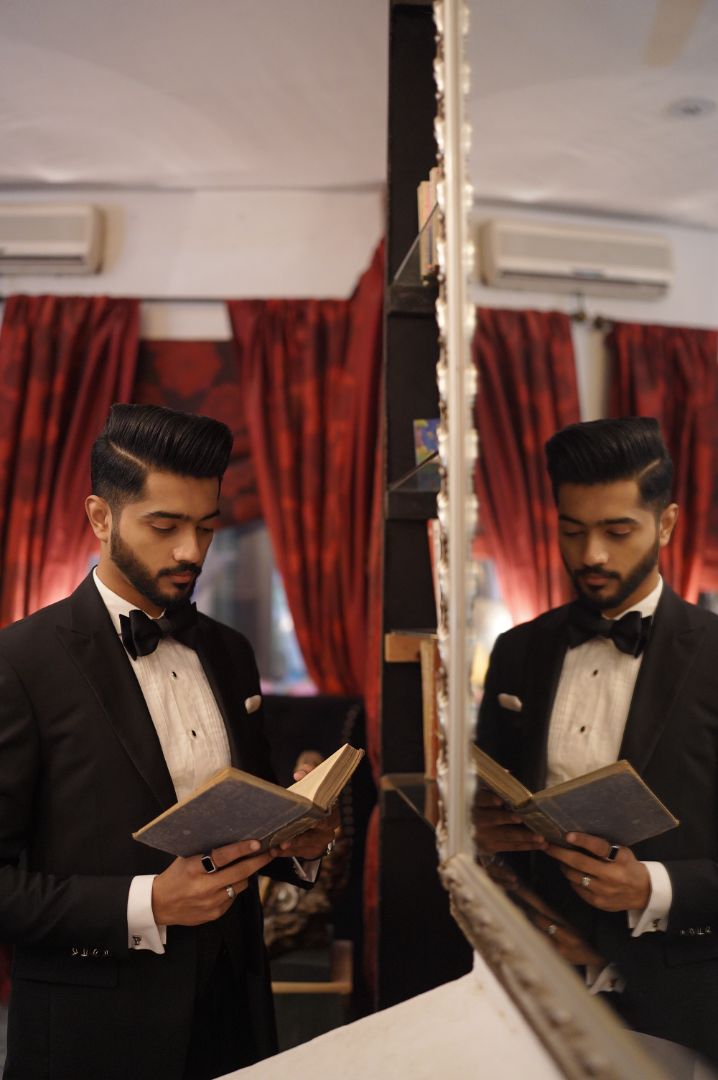 Peak lapel black 3 PCS tuxedo