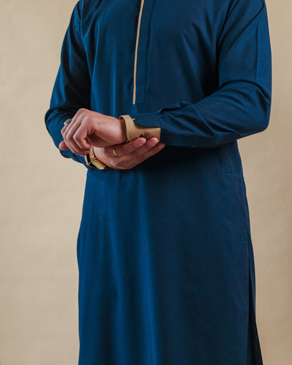 Stylish Contrast Cuff Design