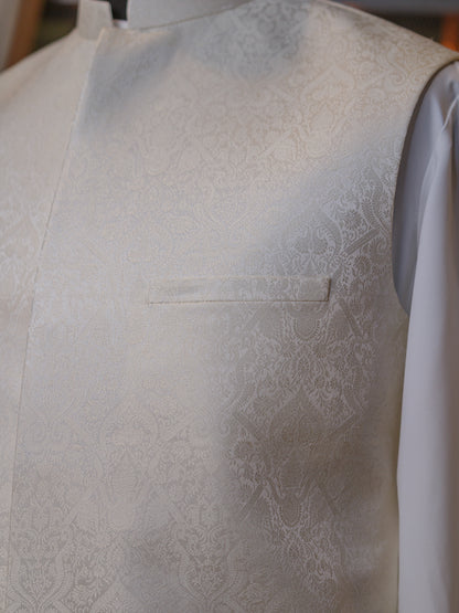 Ivory Majesty