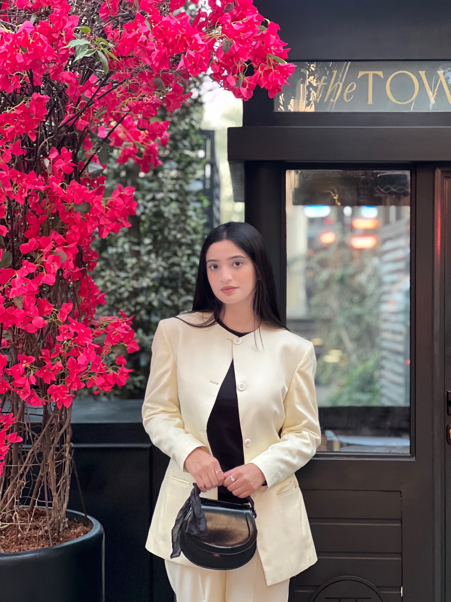 Sleek Collarless Blazer Set - RTW