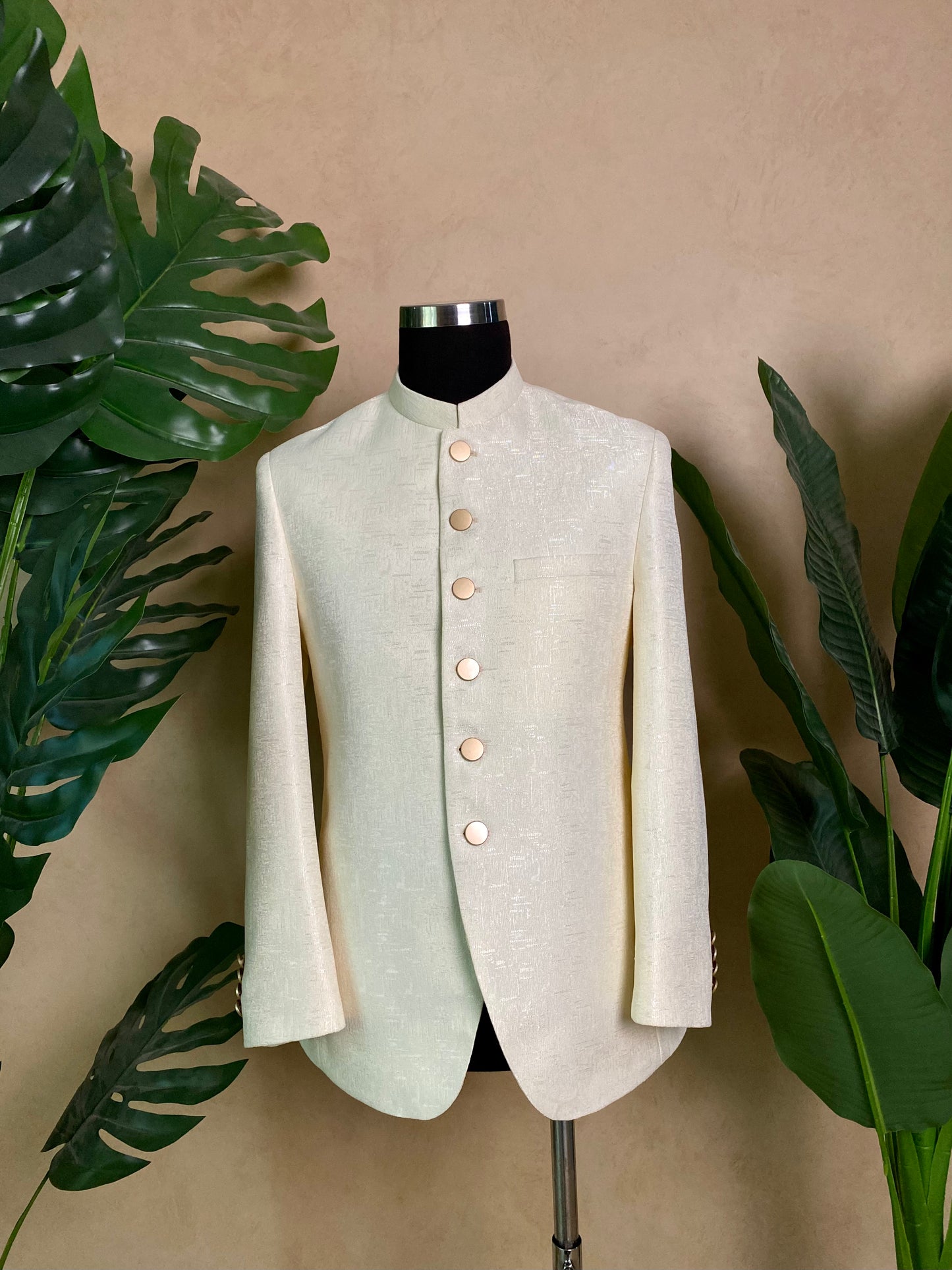 Royal Conquest - Ivory Prince Coat