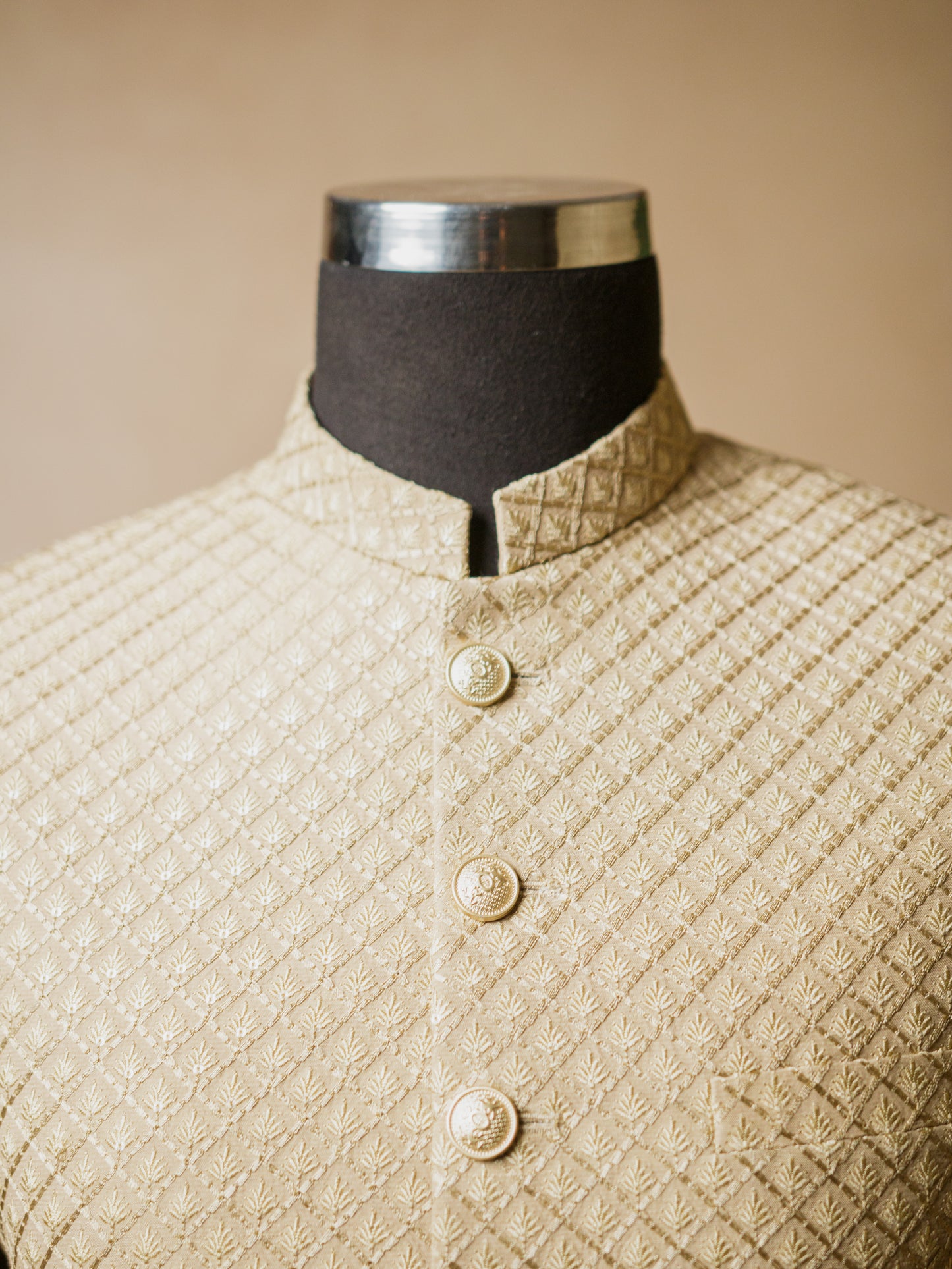 Beige Royale